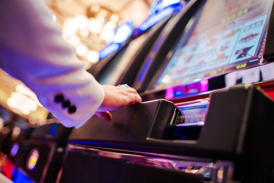 问鼎娱乐棋牌对战VIP体验